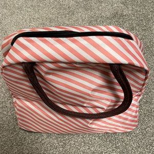 Insulated lunch bag